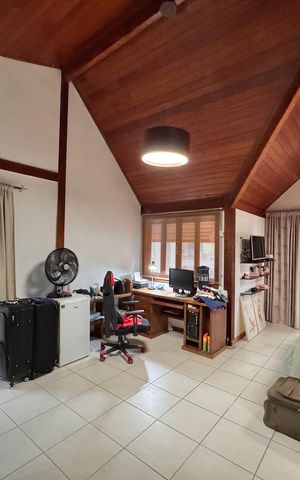 Casa de condomínio à venda com 400m², 6 quartos e 1 vaga Casa de condomínio à venda com 400m², 6 quartos e 1 vagaSuíte 3