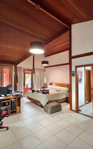 Casa de condomínio à venda com 400m², 6 quartos e 1 vaga Casa de condomínio à venda com 400m², 6 quartos e 1 vagaSuíte 3