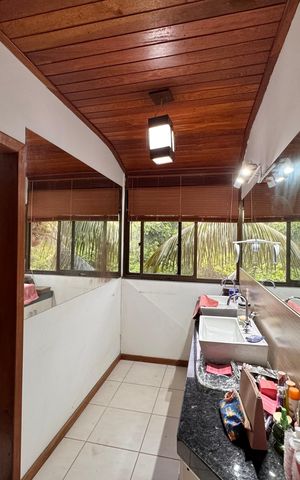Casa de condomínio à venda com 400m², 6 quartos e 1 vaga Casa de condomínio à venda com 400m², 6 quartos e 1 vagaSuíte 3 - Banheiro