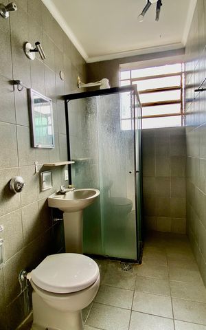 Apartamento à venda com 103m², 3 quartos e 1 vaga Apartamento à venda com 103m², 3 quartos e 1 vagaBanheiro