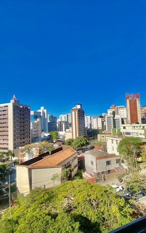 Apartamento à venda com 103m², 3 quartos e 1 vaga Apartamento à venda com 103m², 3 quartos e 1 vagaVista