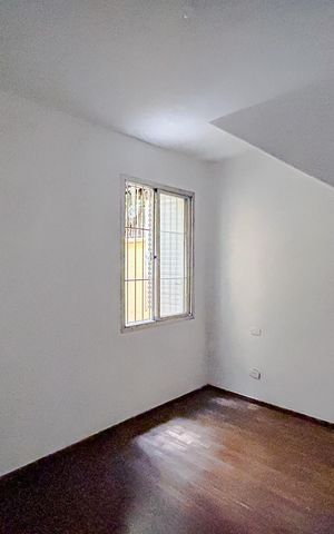 Casa à venda com 160m², 4 quartos e sem vagaQuarto 1 - Casa 2