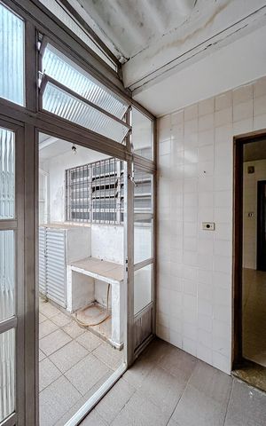 Casa à venda com 160m², 4 quartos e sem vagaÁrea de Serviço