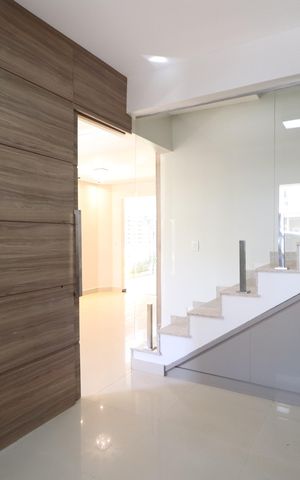 Casa de condomínio para alugar com 130m², 3 quartos e 2 vagasSala de TV