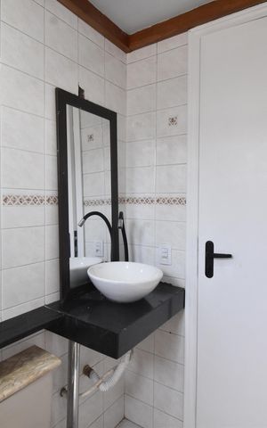 Apartamento para alugar com 52m², 2 quartos e sem vagaBanheiro