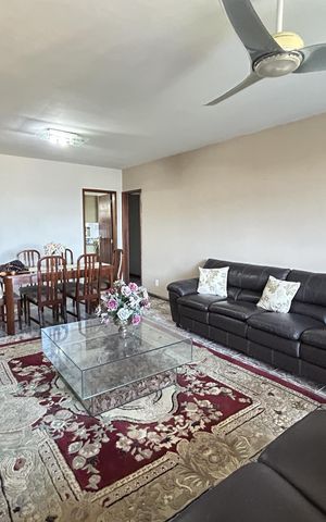 Casa para alugar com 160m², 2 quartos e sem vagaSala