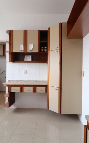Apartamento para alugar com 160m², 4 quartos e 4 vagasCozinha