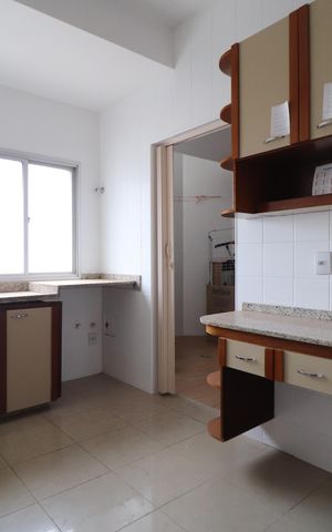 Apartamento para alugar com 160m², 4 quartos e 4 vagasCozinha
