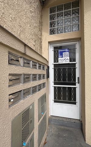 Apartamento para alugar com 60m², 1 quarto e sem vagaFachada