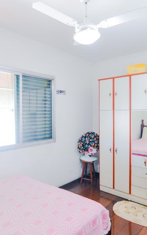 Casa à venda com 225m², 4 quartos e 7 vagasQuarto 2 