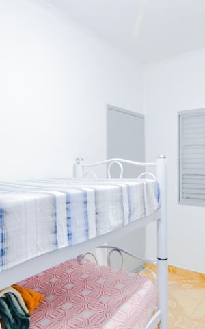 Casa à venda com 225m², 4 quartos e 7 vagasQuarto - Casa 2 