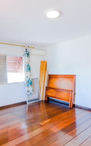 Casa à venda com 225m², 4 quartos e 7 vagasQuarto 1 
