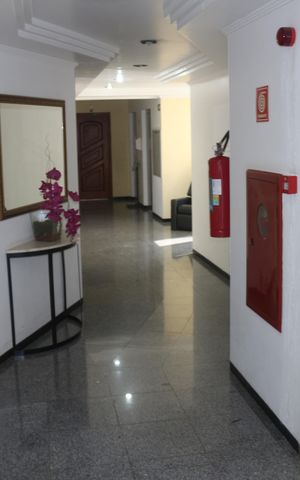 Apartamento para alugar com 92m², 3 quartos e 2 vagasHall social