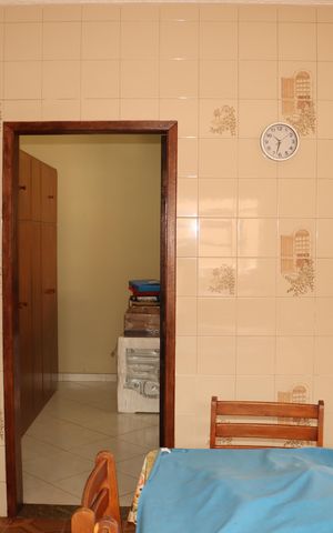 Casa à venda com 250m², 4 quartos e 4 vagasCozinha