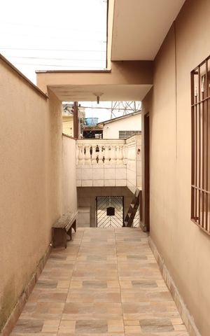 Casa à venda com 250m², 4 quartos e 4 vagasÁrea externa
