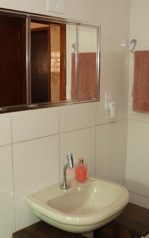 Casa à venda com 250m², 4 quartos e 4 vagasBanheiro social 2