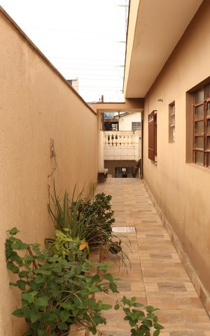 Casa à venda com 250m², 4 quartos e 4 vagasÁrea externa