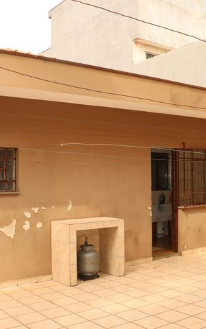 Casa à venda com 250m², 4 quartos e 4 vagasÁrea externa