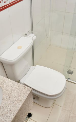 Apartamento à venda com 83m², 3 quartos e 2 vagas Apartamento à venda com 83m², 3 quartos e 2 vagasBanheiro Social