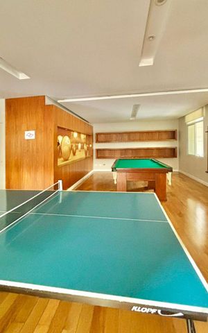 Apartamento à venda com 126m², 3 quartos e 2 vagas Apartamento à venda com 126m², 3 quartos e 2 vagasÁrea externa