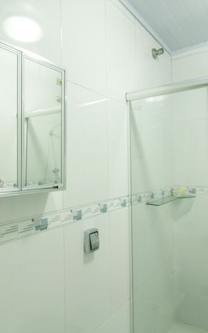 Casa à venda com 133m², 4 quartos e 2 vagasCasa 2