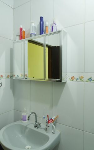 Casa à venda com 133m², 4 quartos e 2 vagasCasa 1
