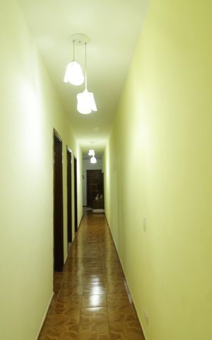 Casa à venda com 133m², 4 quartos e 2 vagasCasa 1