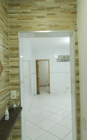 Casa à venda com 133m², 4 quartos e 2 vagasCasa 2