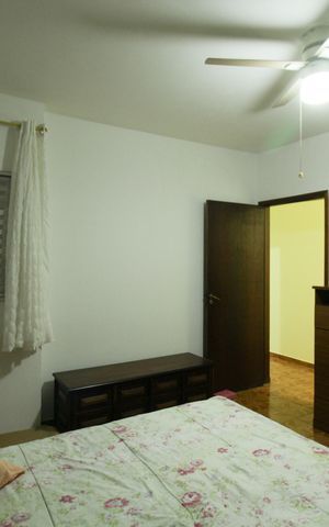 Casa à venda com 133m², 4 quartos e 2 vagasCasa 1