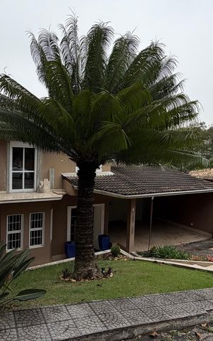 Casa de condomínio para alugar com 269m², 3 quartos e 4 vagas