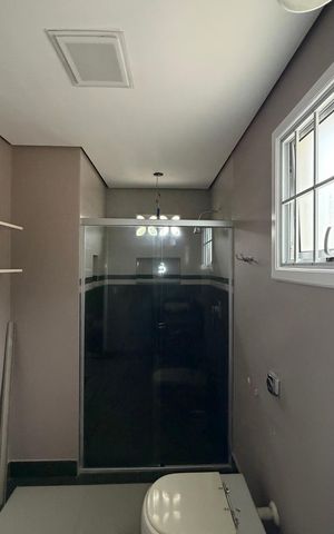Casa de condomínio para alugar com 269m², 3 quartos e 4 vagas