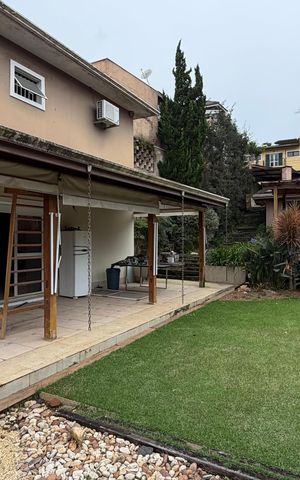 Casa de condomínio para alugar com 269m², 3 quartos e 4 vagas