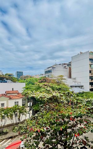 Apartamento à venda com 103m², 3 quartos e sem vagaVista da sala