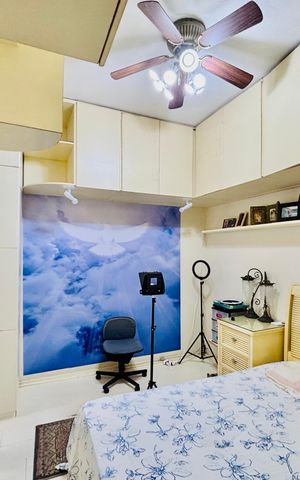 Apartamento à venda com 103m², 3 quartos e sem vagaQuarto