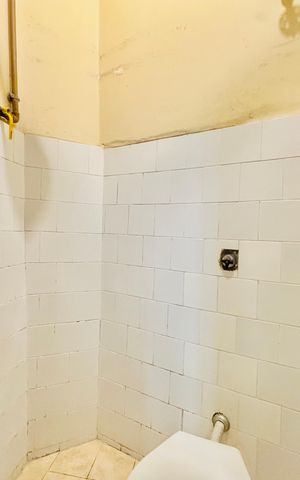 Apartamento à venda com 103m², 3 quartos e sem vagaBanheiro de serviço