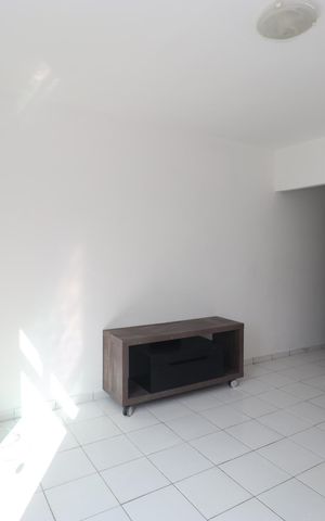 Apartamento para alugar com 80m², 3 quartos e 2 vagas Apartamento para alugar com 80m², 3 quartos e 2 vagasSala