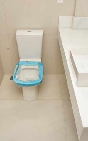Apartamento à venda com 184m², 3 quartos e 4 vagas Apartamento à venda com 184m², 3 quartos e 4 vagasBanheiro da Suíte