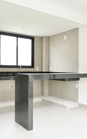 Apartamento à venda com 184m², 3 quartos e 4 vagas Apartamento à venda com 184m², 3 quartos e 4 vagasCozinha e Área de Serviço