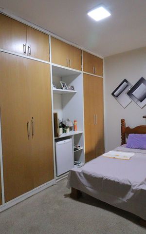 Casa à venda com 282m², 5 quartos e 2 vagasSuíte 2