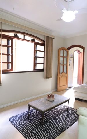 Casa à venda com 282m², 5 quartos e 2 vagasSala de TV