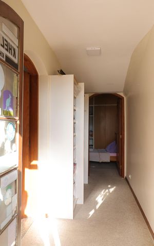 Casa à venda com 282m², 5 quartos e 2 vagasSuíte 2 - Varanda