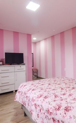 Casa à venda com 130m², 5 quartos e 2 vagas Casa à venda com 130m², 5 quartos e 2 vagasQuarto 4 - Suíte