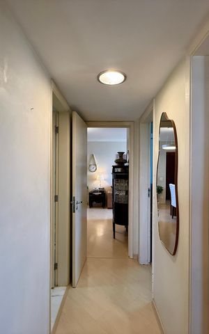 Apartamento para alugar com 85m², 3 quartos e 1 vagaCorredor Quartos 