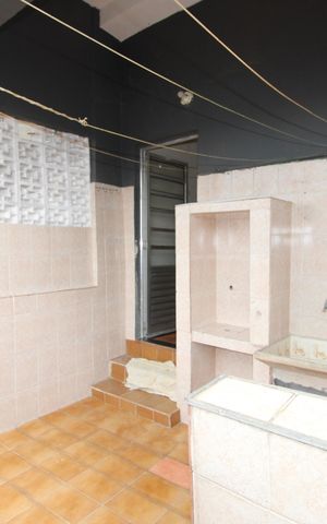 Casa para alugar com 95m², 2 quartos e sem vagaÁrea de Serviço