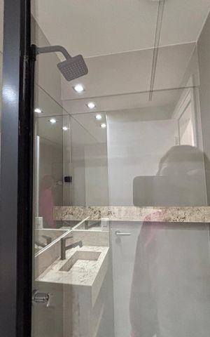 Apartamento à venda com 72m², 3 quartos e 2 vagas Apartamento à venda com 72m², 3 quartos e 2 vagasBanheiro do Quarto 1