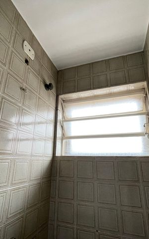 Casa à venda com 132m², 4 quartos e 2 vagasBanheiro 2