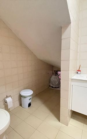 Casa à venda com 132m², 4 quartos e 2 vagasBanheiro 3