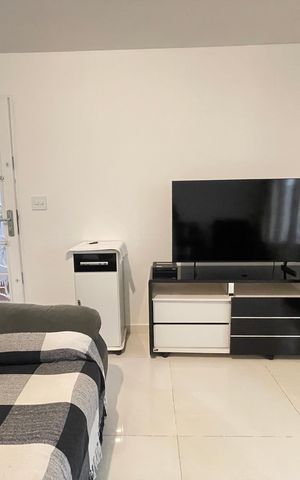 Casa à venda com 132m², 4 quartos e 2 vagasSala