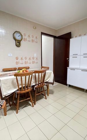 Casa à venda com 132m², 4 quartos e 2 vagasCozinha