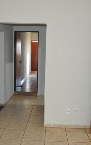 Casa para alugar com 190m², 3 quartos e 2 vagasSala